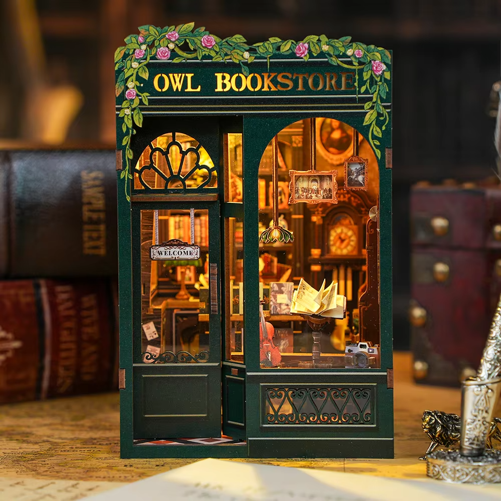 DIY Owl Bookstore - 3D Book Nook | Lunook